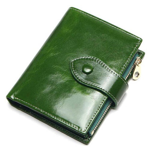 New ladies leather short multi-card coin purse Korean version of the cute multi-function leather two-fold wallet