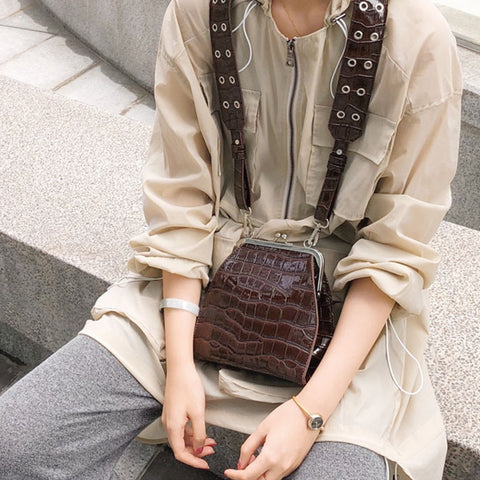 Vintage Crocodile Pattern Messenger Women Luxury Alligator Shoulder Crossbody Bags Designer Croc Pu Leather Women Flap Bags Chic